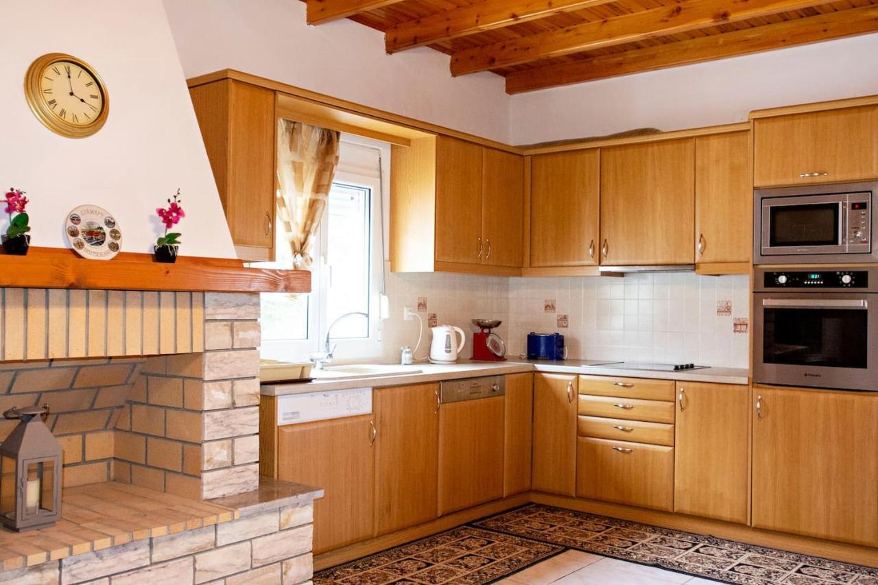 Case de vacanță Kanakades Village House